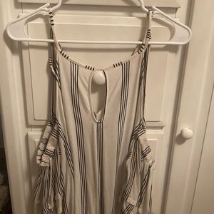 American Eagle Soft & Sexy Bold Shoulder Shirt